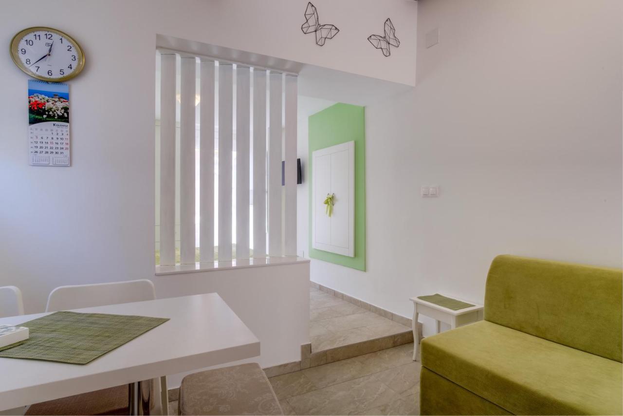 Apartamento Lotta Nerezine Exterior foto